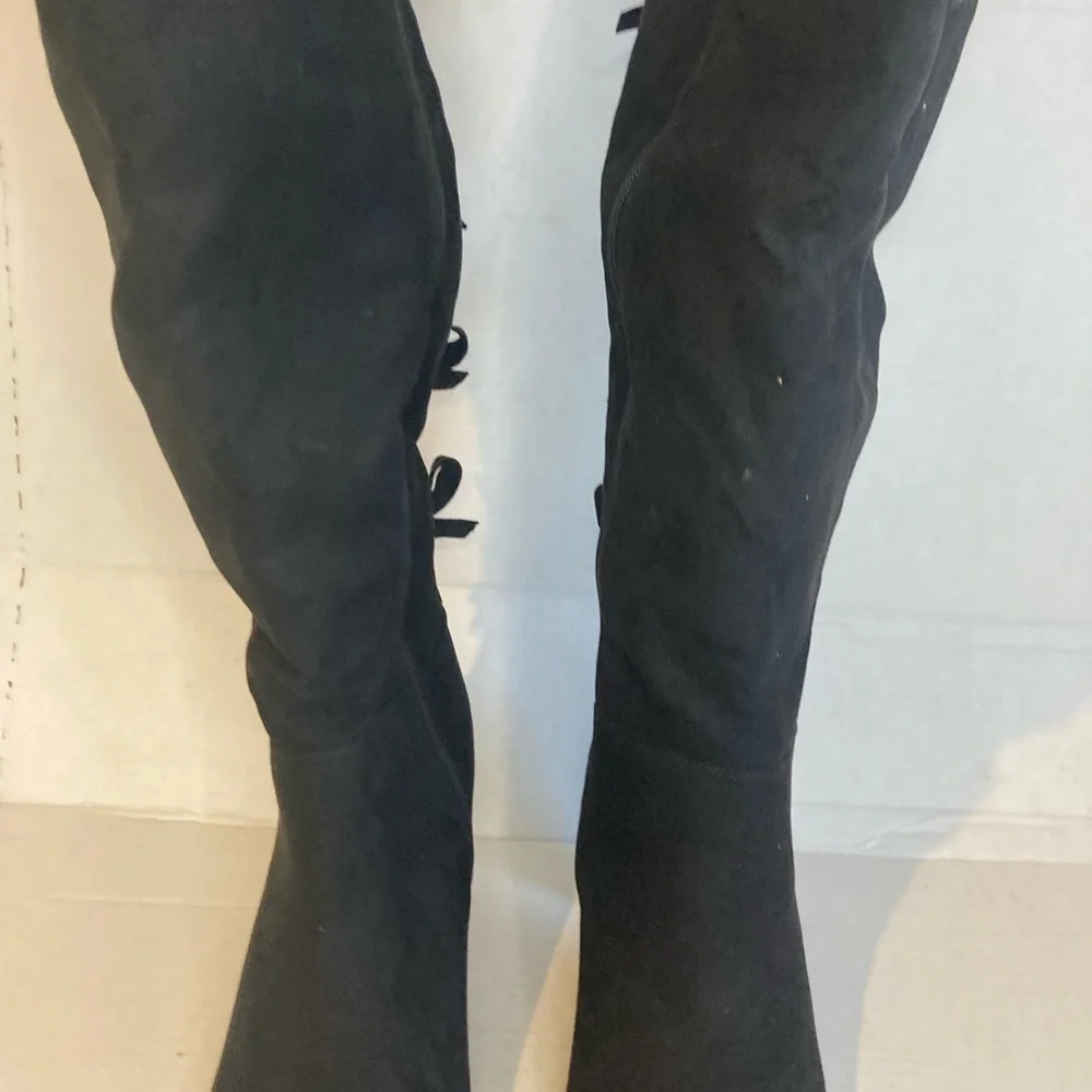 Fashion Nova Elegant Black Knee-High Women Stylish Boots 7W